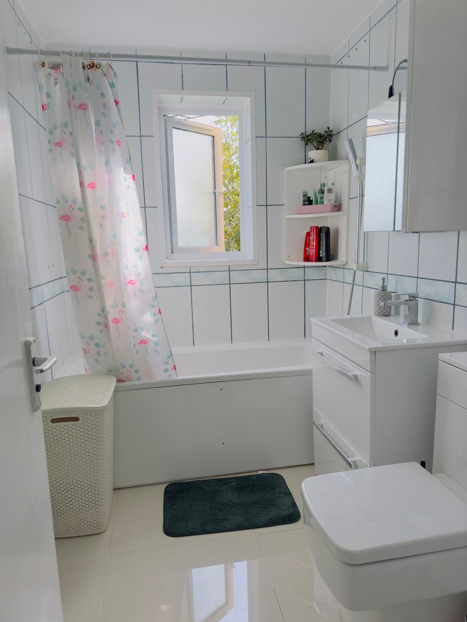 Sweet Home In Heart Of Barking باركنغ المظهر الخارجي الصورة